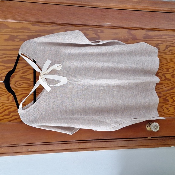 Loose shirt - Picture 2 of 3